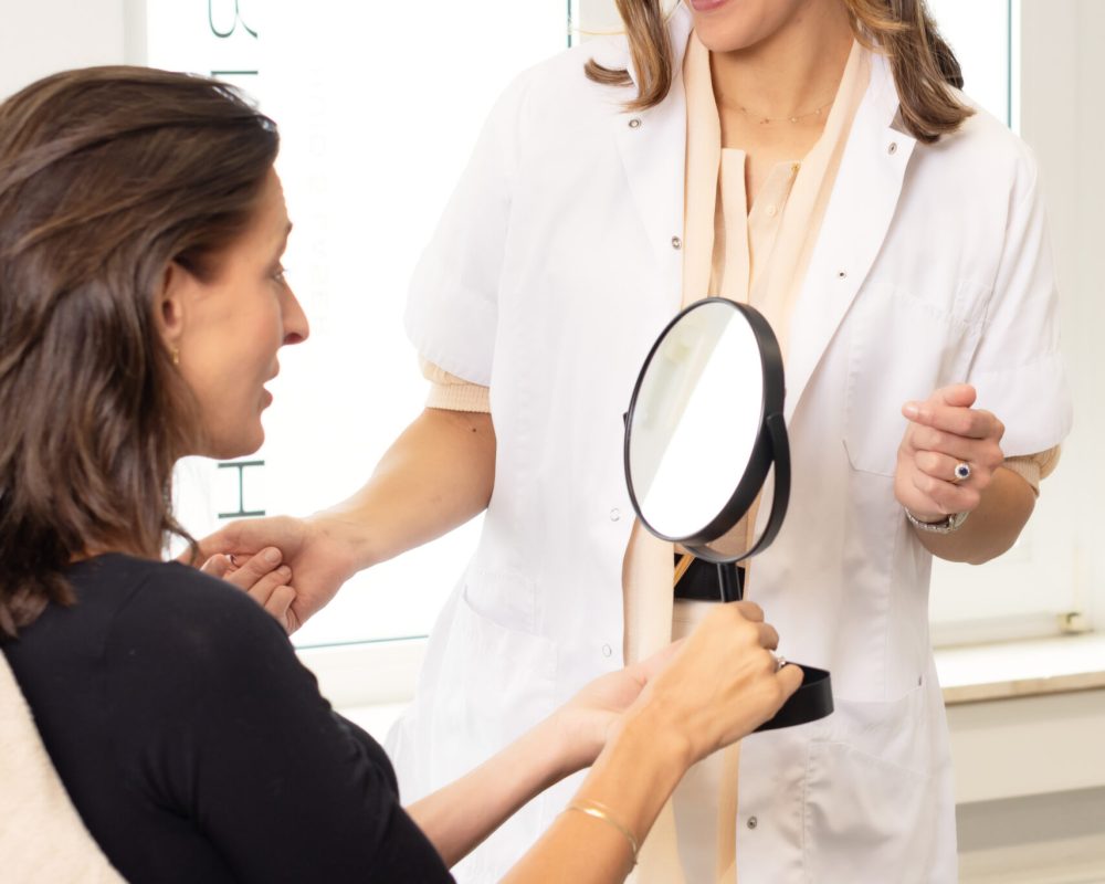 LR_38A1300 Derm-Esthé